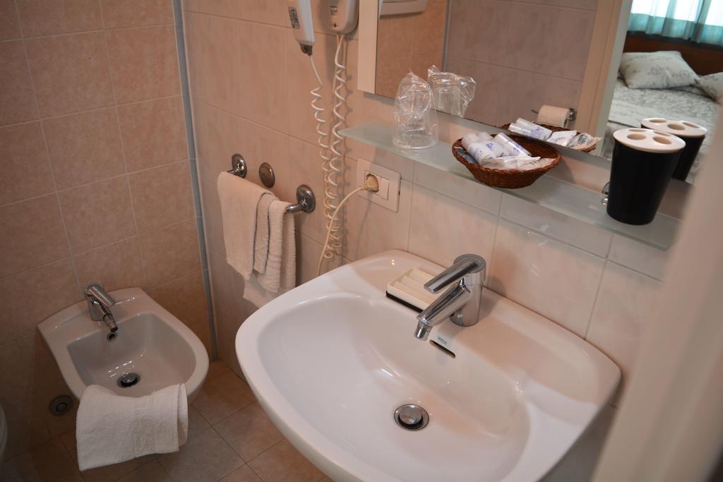 Villa Chiara Lazise Zewnętrze zdjęcie